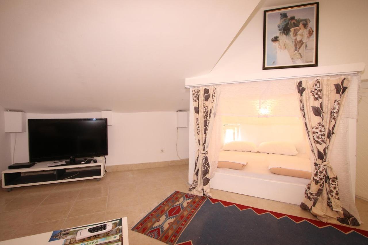 Apartments Kata Σίμπενικ Εξωτερικό φωτογραφία