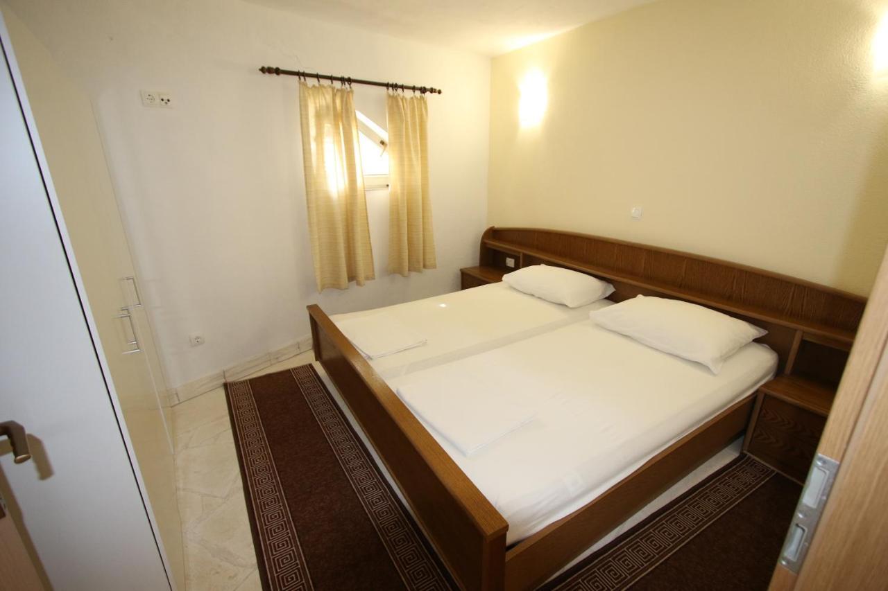 Apartments Kata Σίμπενικ Εξωτερικό φωτογραφία
