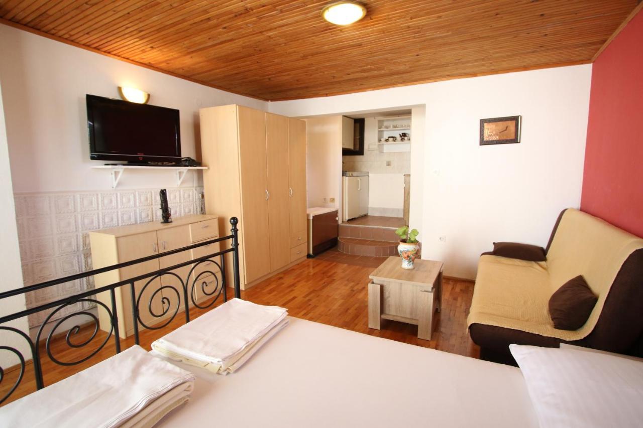 Apartments Kata Σίμπενικ Εξωτερικό φωτογραφία