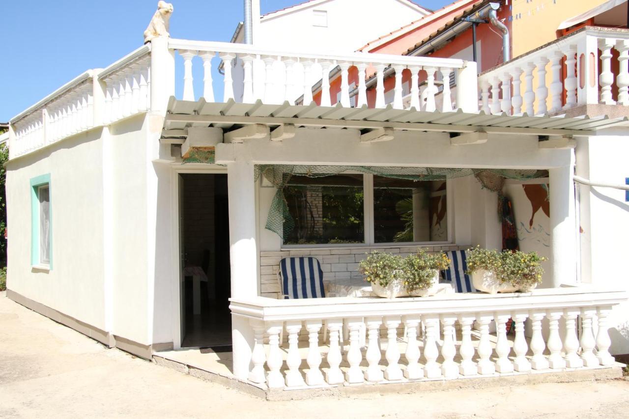 Apartments Kata Σίμπενικ Εξωτερικό φωτογραφία