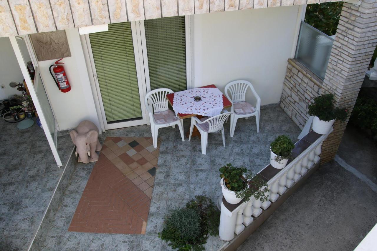 Apartments Kata Σίμπενικ Εξωτερικό φωτογραφία